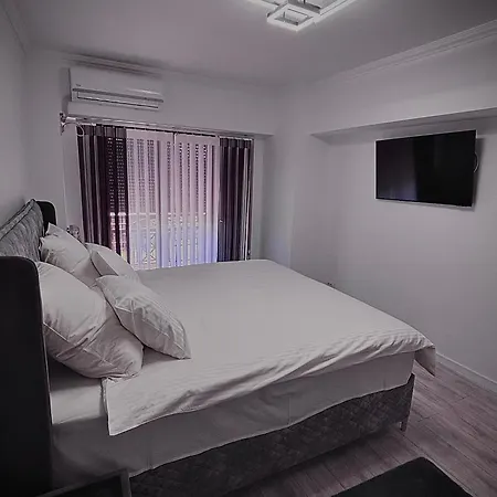 Apartment Cozy Apartament In Center Of Bucharest