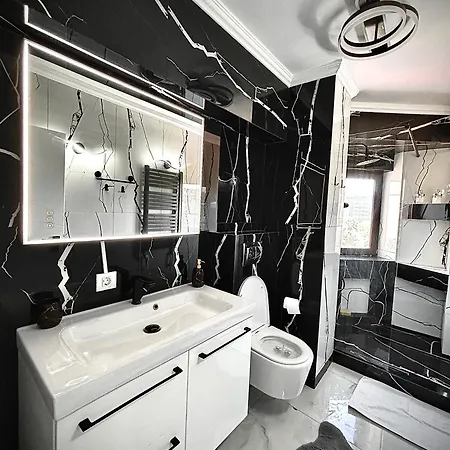 Cozy Apartament In Center Of * Bukareszt